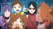 Sumire, Namida Wasabi, Sarada e Chōchō tirando foto em viagem