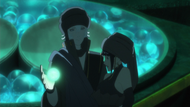 Toneri tenta recolocar a esfera em Hinata.