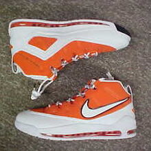 nike air max basketball shoes history