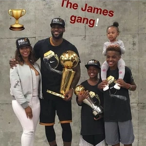 lebron and kids