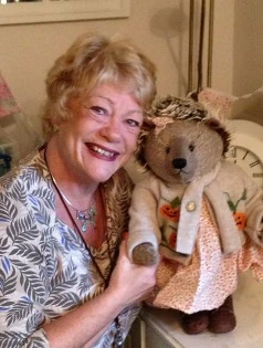 sue quinn heirloom bears