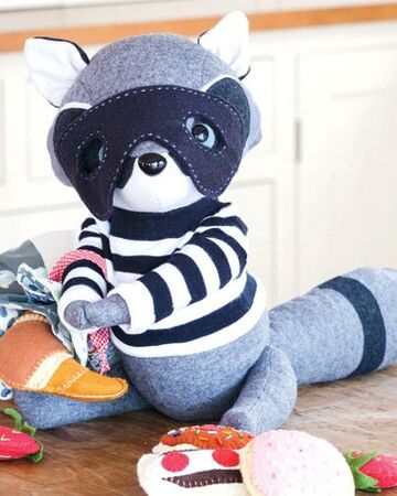 raccoon plush pattern
