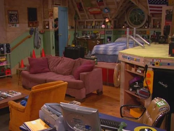 Drake Josh S House Nickelodeon Movies Wiki Fandom