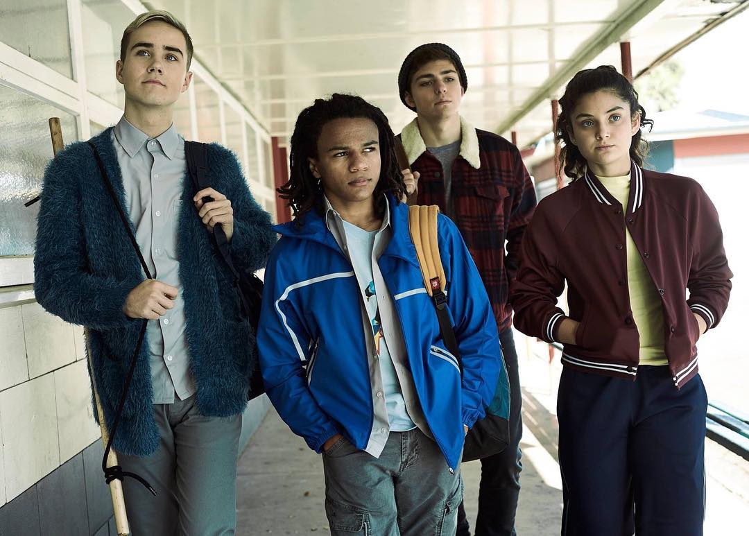 Nowhere перевод. Nowhere boys сериал. Nowhere boys актёры. Потерянные сериал актёры. Холли бойс.