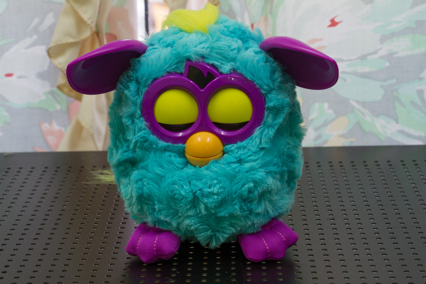 how to get your furby boom to dance