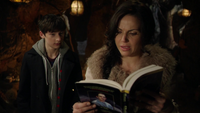Reine Regina Henry Mills livre héros et méchants réécrite 4x21