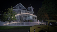 5x08 maison Swan Mary Margaret Blanchard Regina Mills David Nolan Emma Swan Cygne Noir magie immobilisation