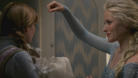 4x01 Anna flocon Elsa cadeau
