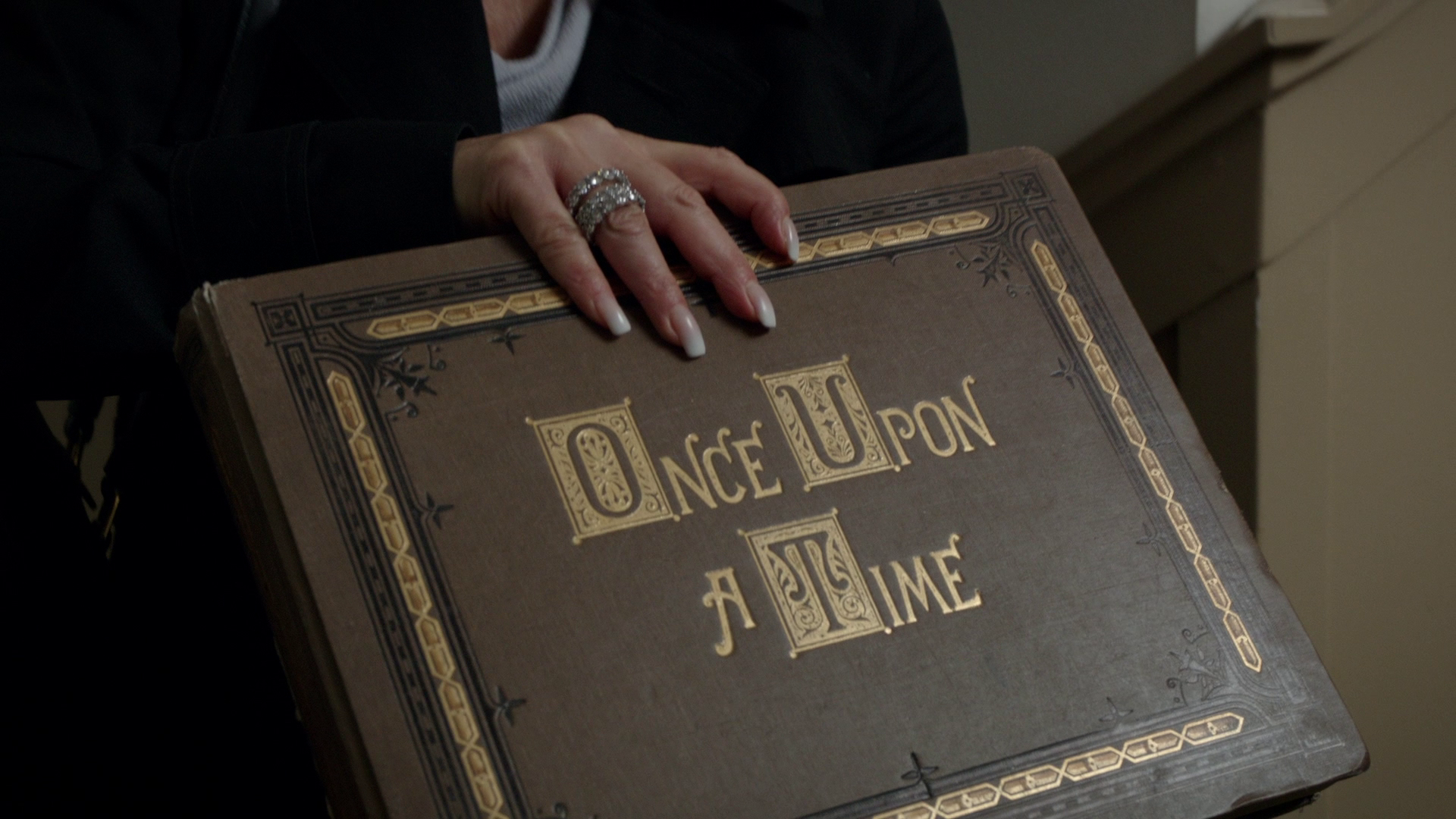 Livre De Conte Once Upon A Time Livre Il Était une Fois | Wiki Once Upon a Time | FANDOM powered by Wikia