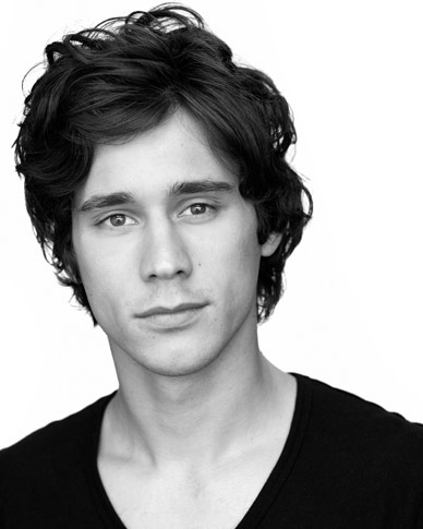 Peter Gadiot Peter Gadiot