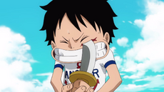 Luffy haciendose su cicatriz