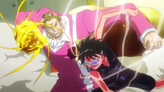 Luffy enfrenta a Tesoro