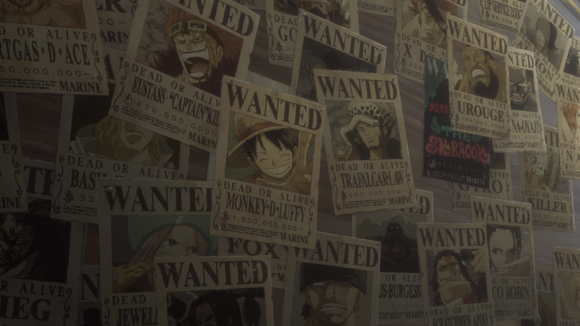 One Piece Anime Chopper/'s Wanted Dead Alive Poster Tee T-Shirt Black Navy