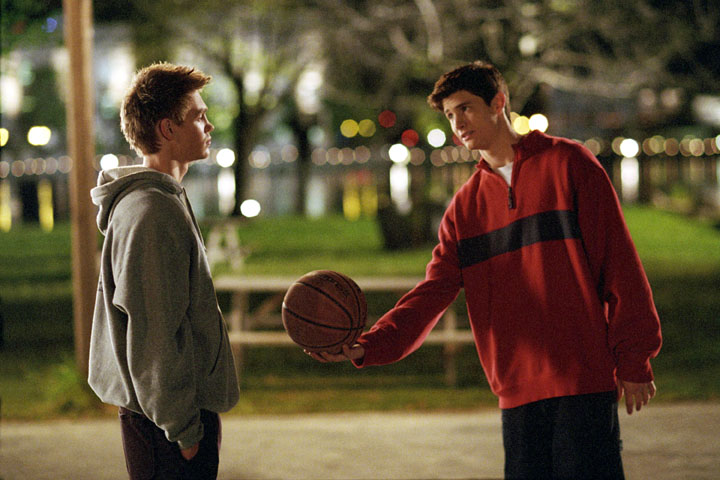 globoplay on X: É cesta! 🏀 One Tree Hill: Lances da vida está