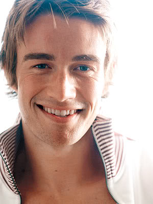 Robert Buckley actor