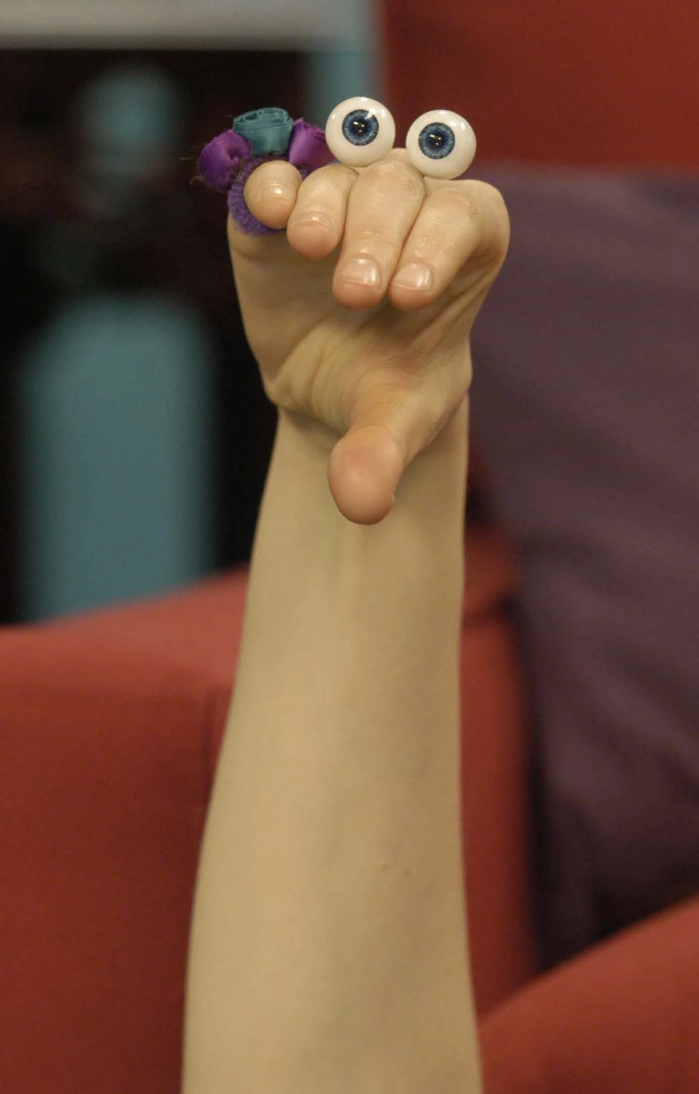 Image Oobi Uma Nick Jr Noggin TV Series Show Hand Puppet Character 4