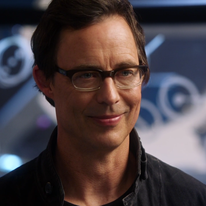 29+ Harrison Wells Earth 2 Harrison Wells Tom Cavanagh Images