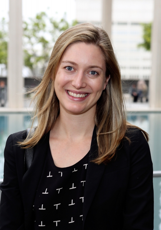 Zoe Perry The Family Wiki FANDOM powered by Wikia