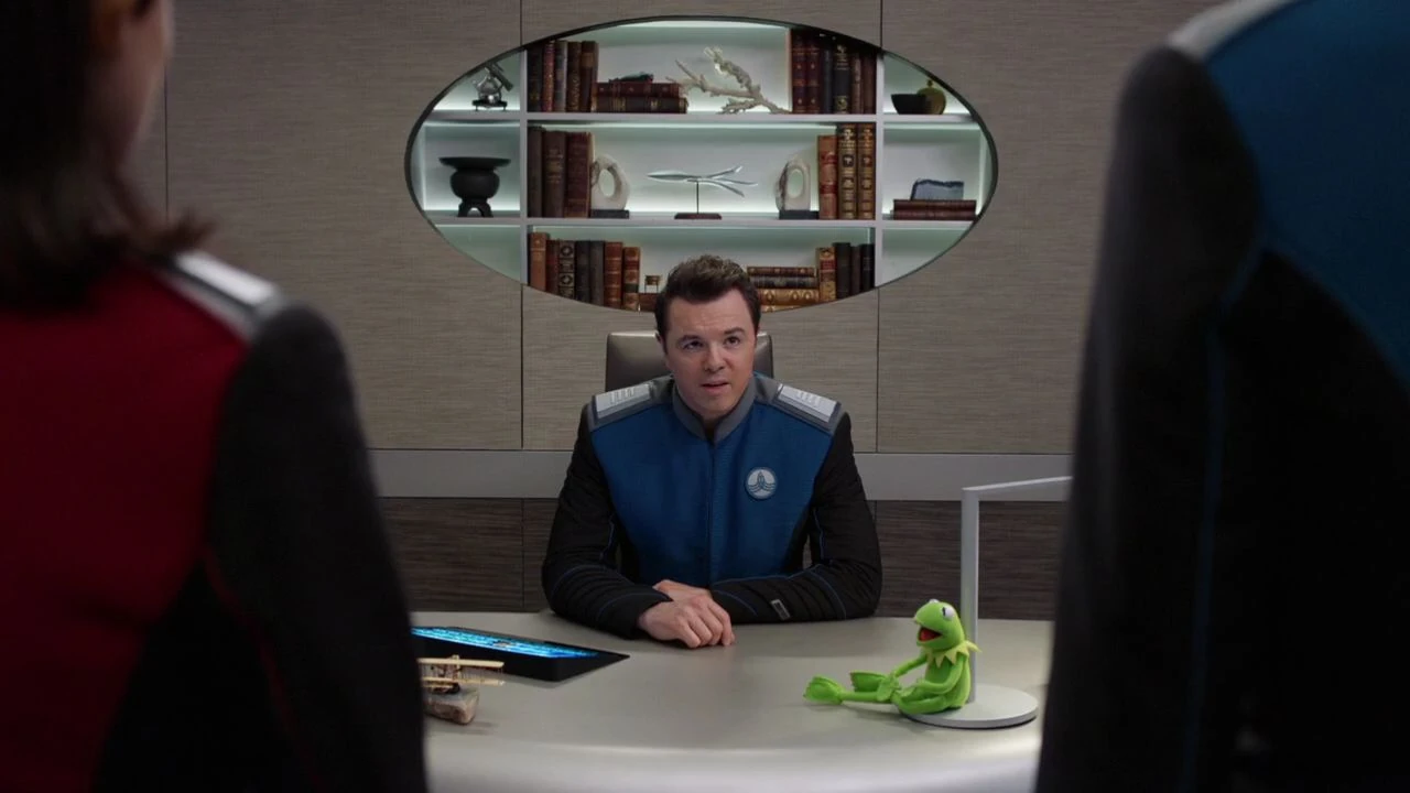 Captain's Office The Orville Wiki Fandom