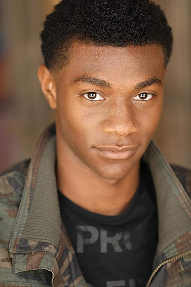 Jonathan Daviss | Outer Banks Wiki | Fandom