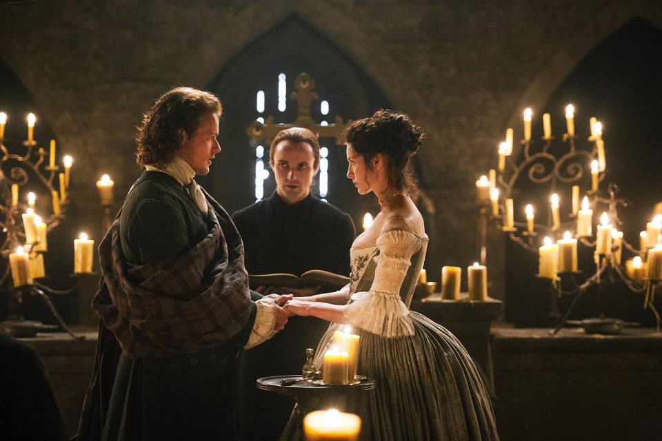 diferencias t01e07 | forastera/outlander wiki | fandom poweredwikia