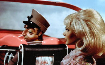 Lady-penolope-and-parker