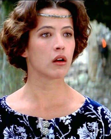 Princess Isabella Of France Heroes Wiki Fandom
