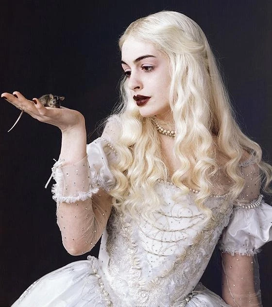 White Queen Alice In Wonderland Heroes Wiki Fandom