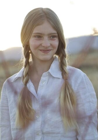 File:Hunger Games Prim.jpg