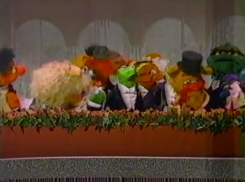 The Muppets crying in The Muppets A Celebration of 30 Years | The Parody Wiki | Fandom