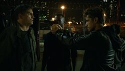 1x03 ReeseAndGang