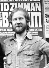 Ian Gomm