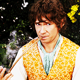 Bilbo smoking