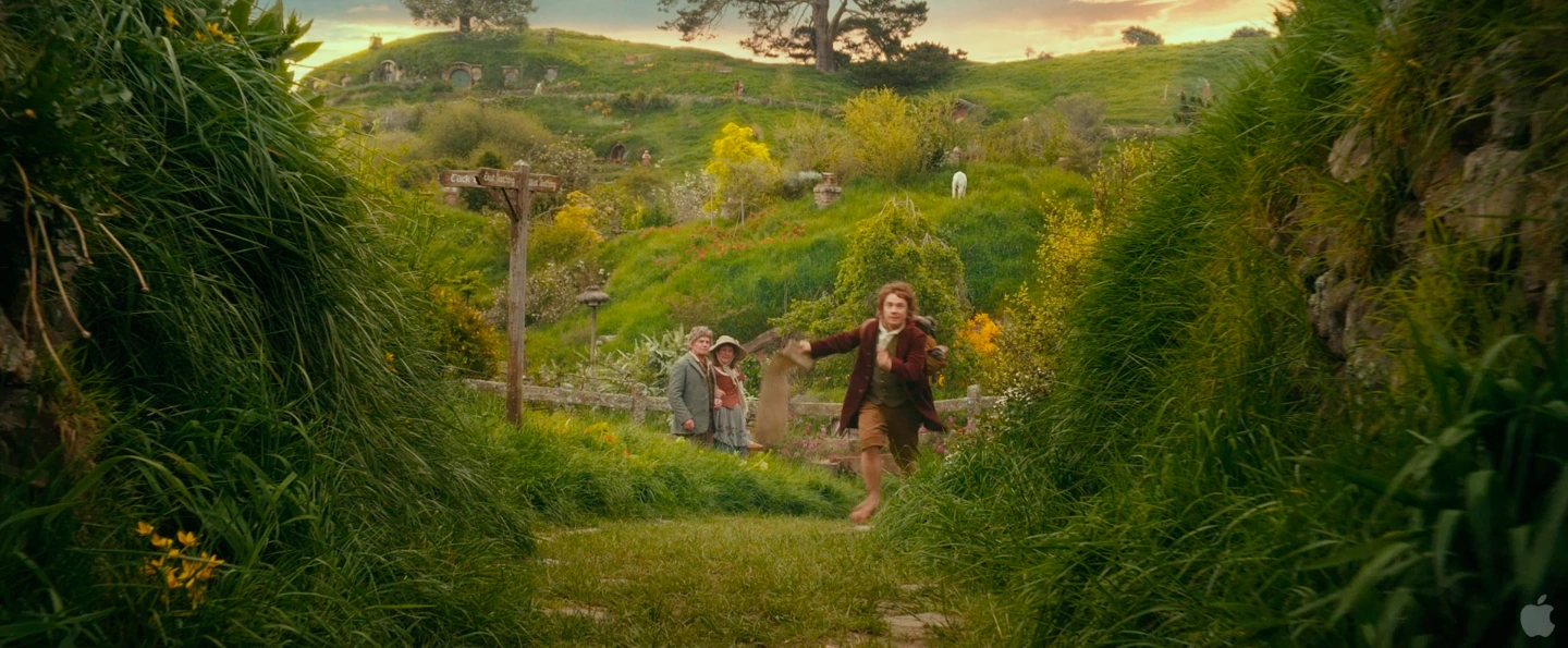 Image Bilbo leaving the Shire.png Peter Jackson's The Hobbit Wiki