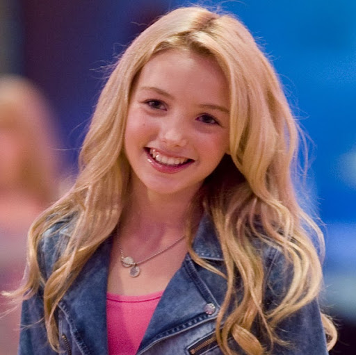 Holly Hills | Peyton List Wiki | Fandom