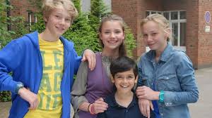 6 Generation Max Nina Jessie Luis