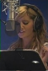 Ashley Tisdale dublando