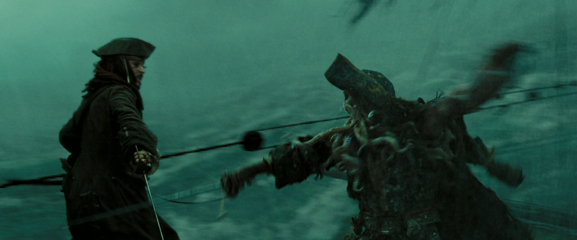 Bild - Jack fighting Jones on the mast of the Dutchman.png