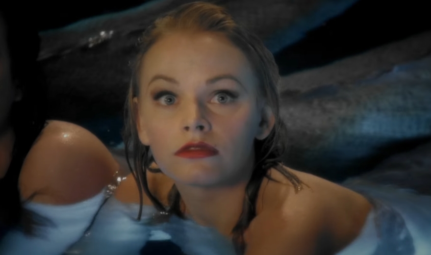Julia | H2O - Plötzlich Meerjungfrau Wiki | FANDOM powered by Wikia