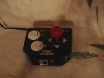 space invaders tv plug and play console