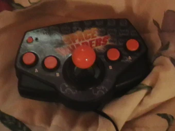 space invaders tv plug and play console