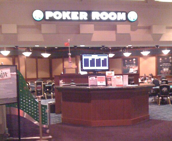 how many employees at harrahs rincon casino