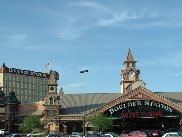 boulder station casino shuttle