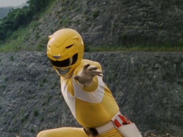 File:Mighty Morphin Yellow Ranger Pose.jpeg