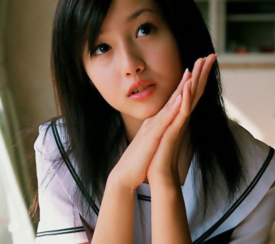 japanese-girls-holding-it-in-sexy-pic-doctor-vs-girl