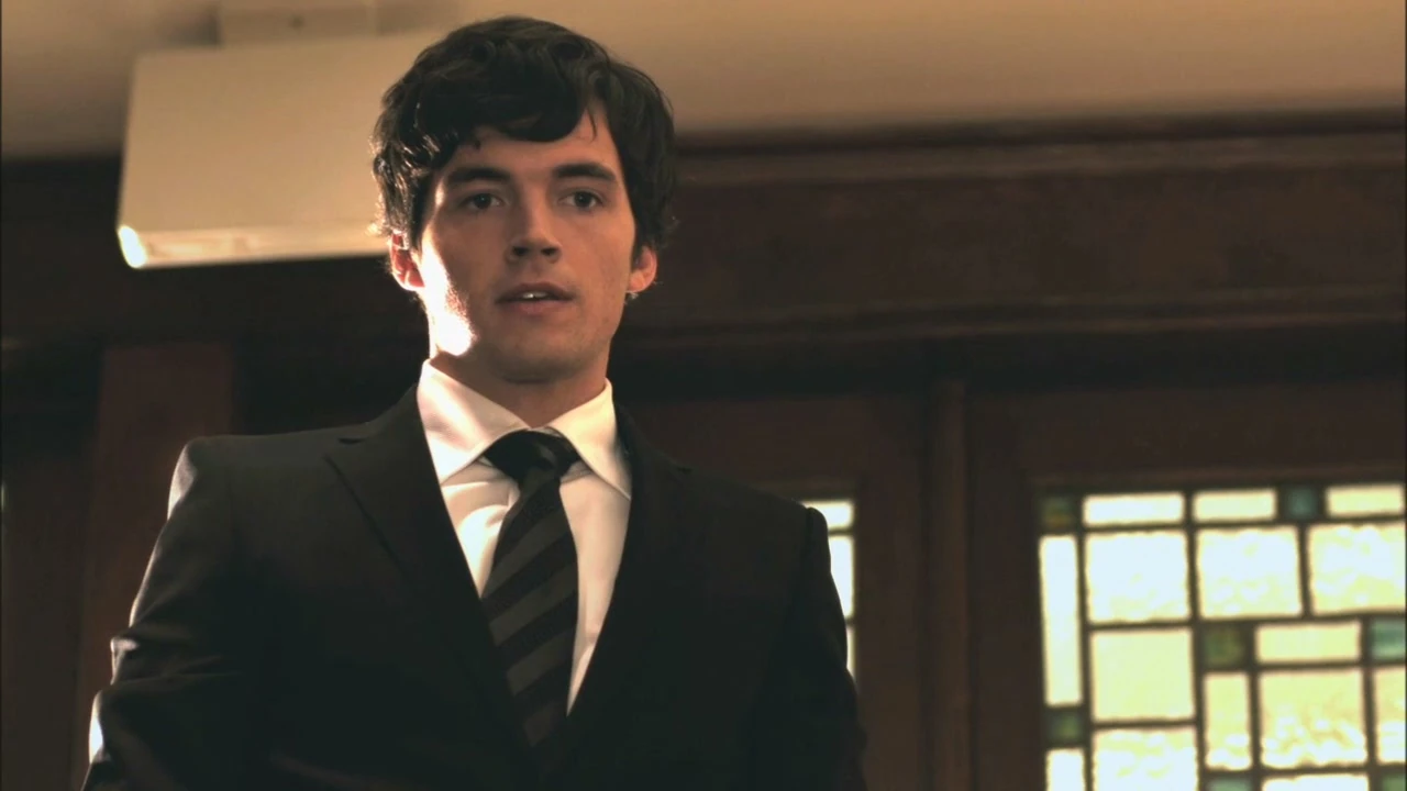 Ezra Fitz Pretty Little Liars