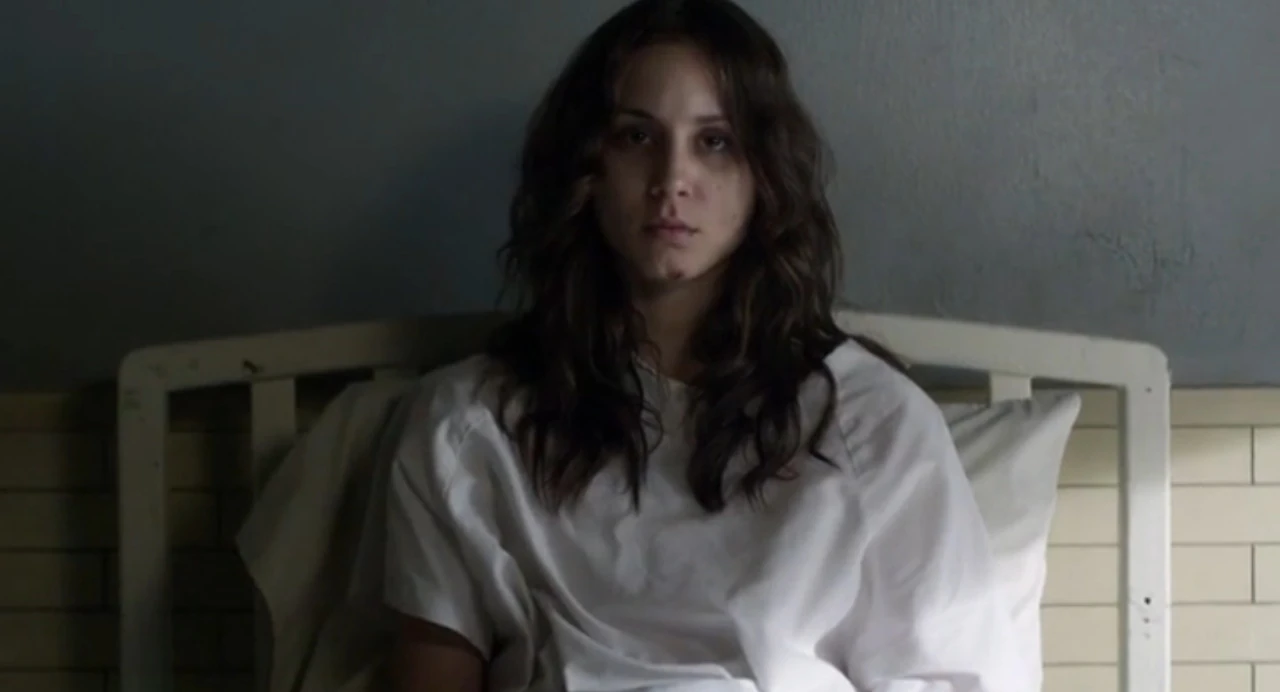 Image Spencer 3x21 1.jpg Wiki Pretty Little Liars FANDOM powered by Wikia