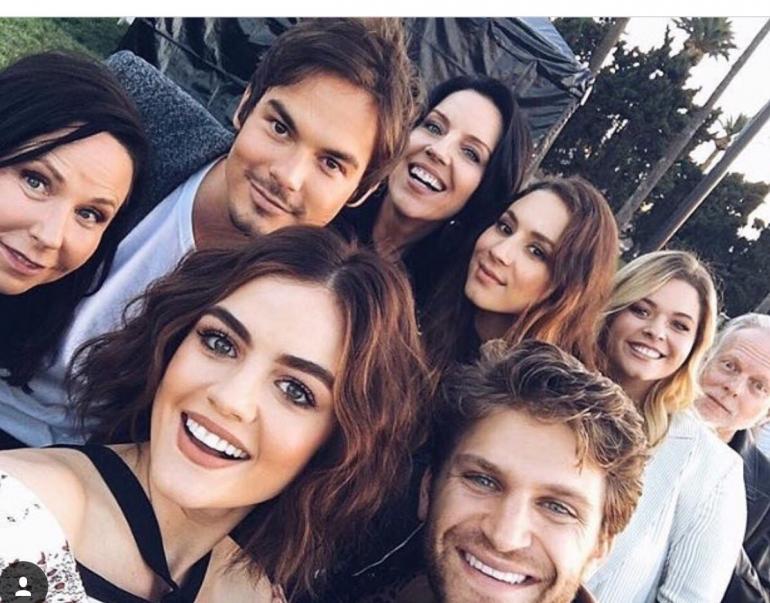 image pretty little liars ending cast jpg pretty little liars