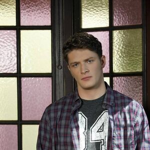 Luke Matheson Pretty Little Liars Wiki Fandom