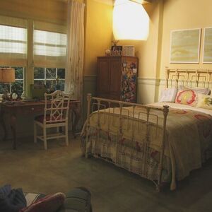 Emily S House Pretty Little Liars Wiki Fandom